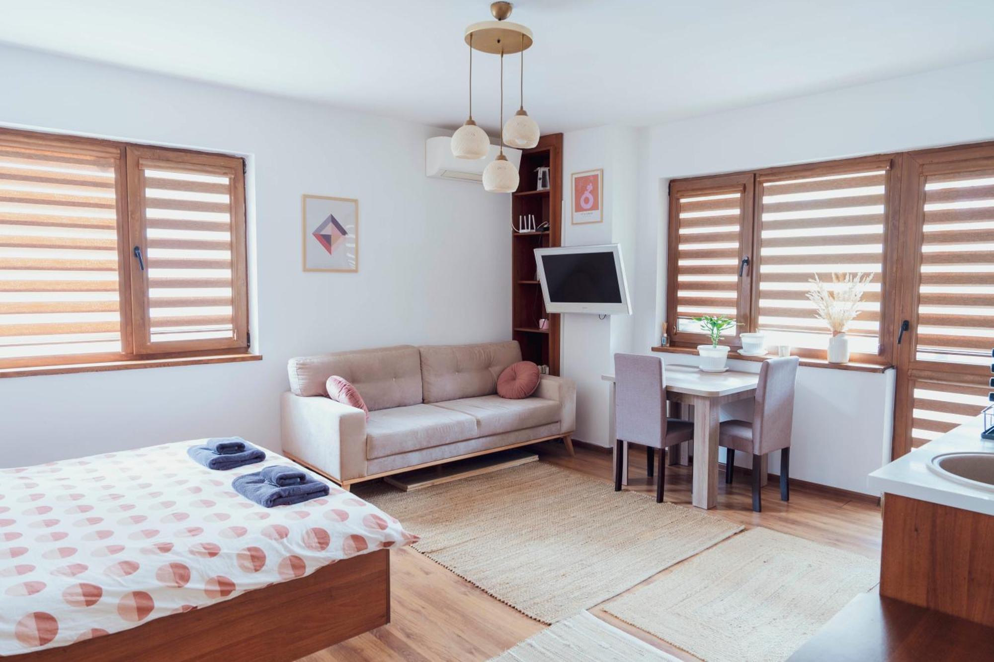 בנסקו Cozy & Stylish Flat With Amazing View, 2Min Walk To Ski Road, 7-8 Min To Gondola מראה חיצוני תמונה