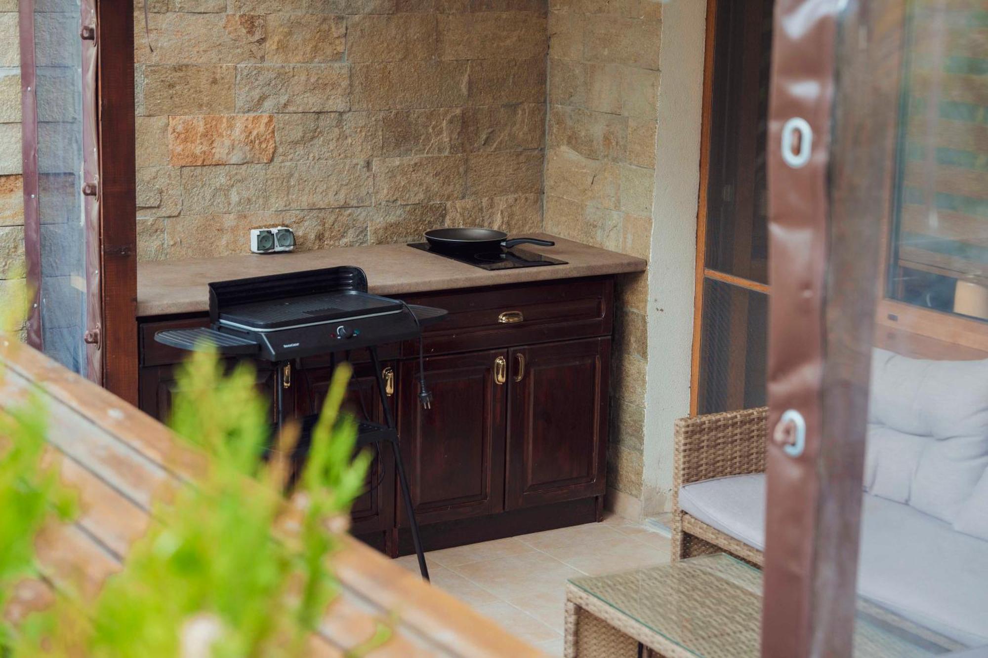 בנסקו Cozy & Stylish Flat With Amazing View, 2Min Walk To Ski Road, 7-8 Min To Gondola מראה חיצוני תמונה